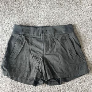 Athleta shorts- like new condition